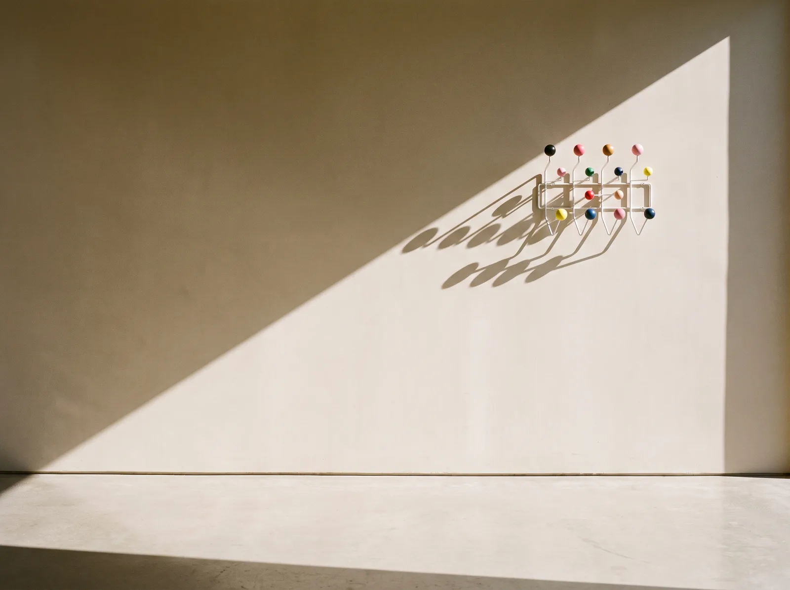Eames Hang-It-All
